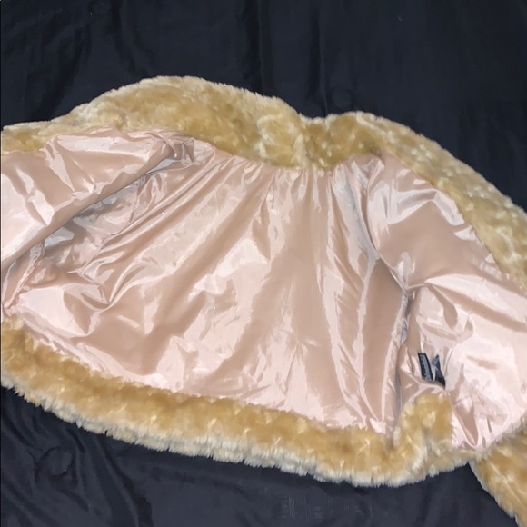 Jacket - Picture 3 of 4